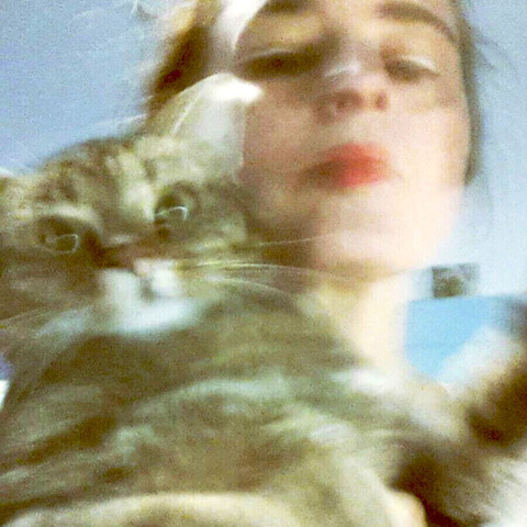 Selfie von Christiane und Laser Frohmann, Laser ist eine Katze, Christiane ein Mensch